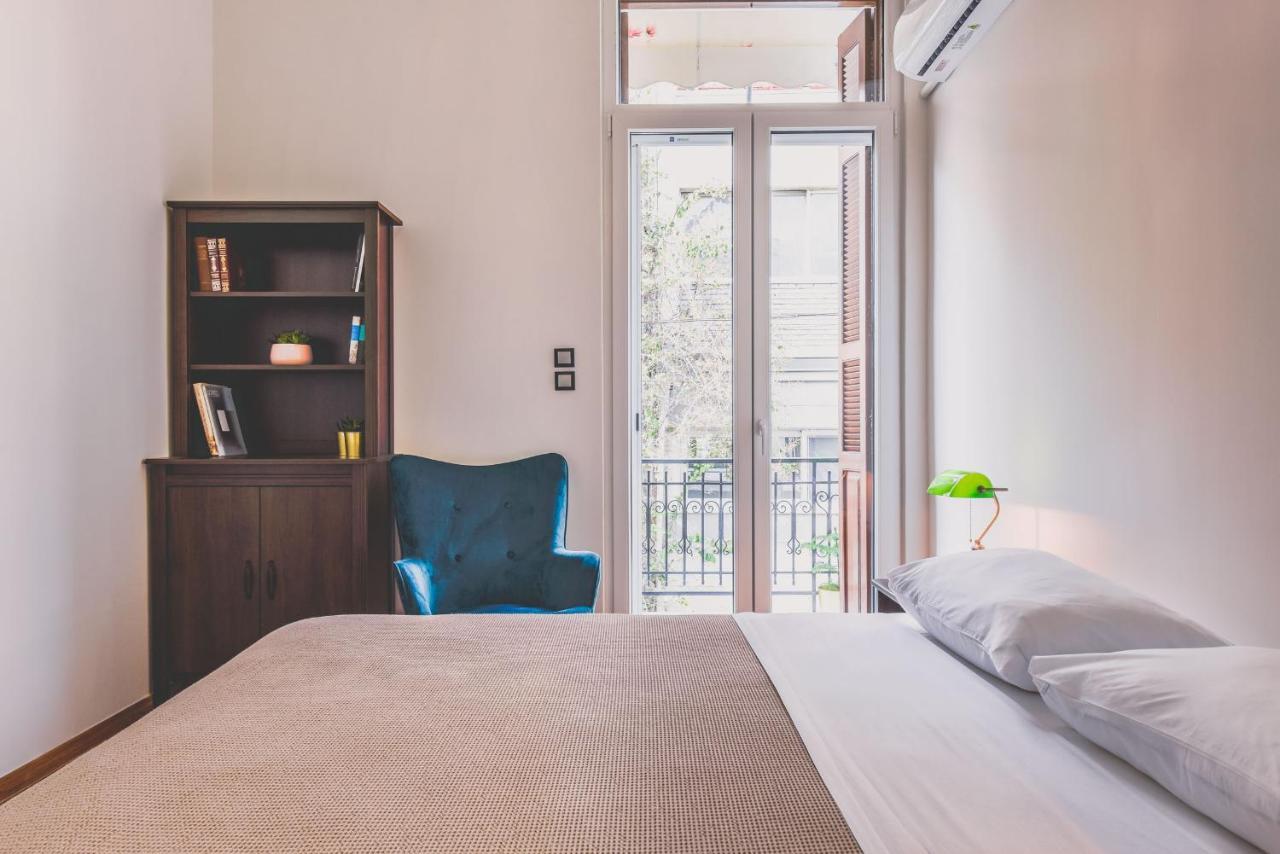 Neoclassical Apartment Near Acropolis - Livingstone Crystal Афины Экстерьер фото